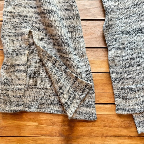 Michael Stars Black Marbled One-Shoulder Tunic Sweater - Size L - Linen Blend - Picture 7 of 15